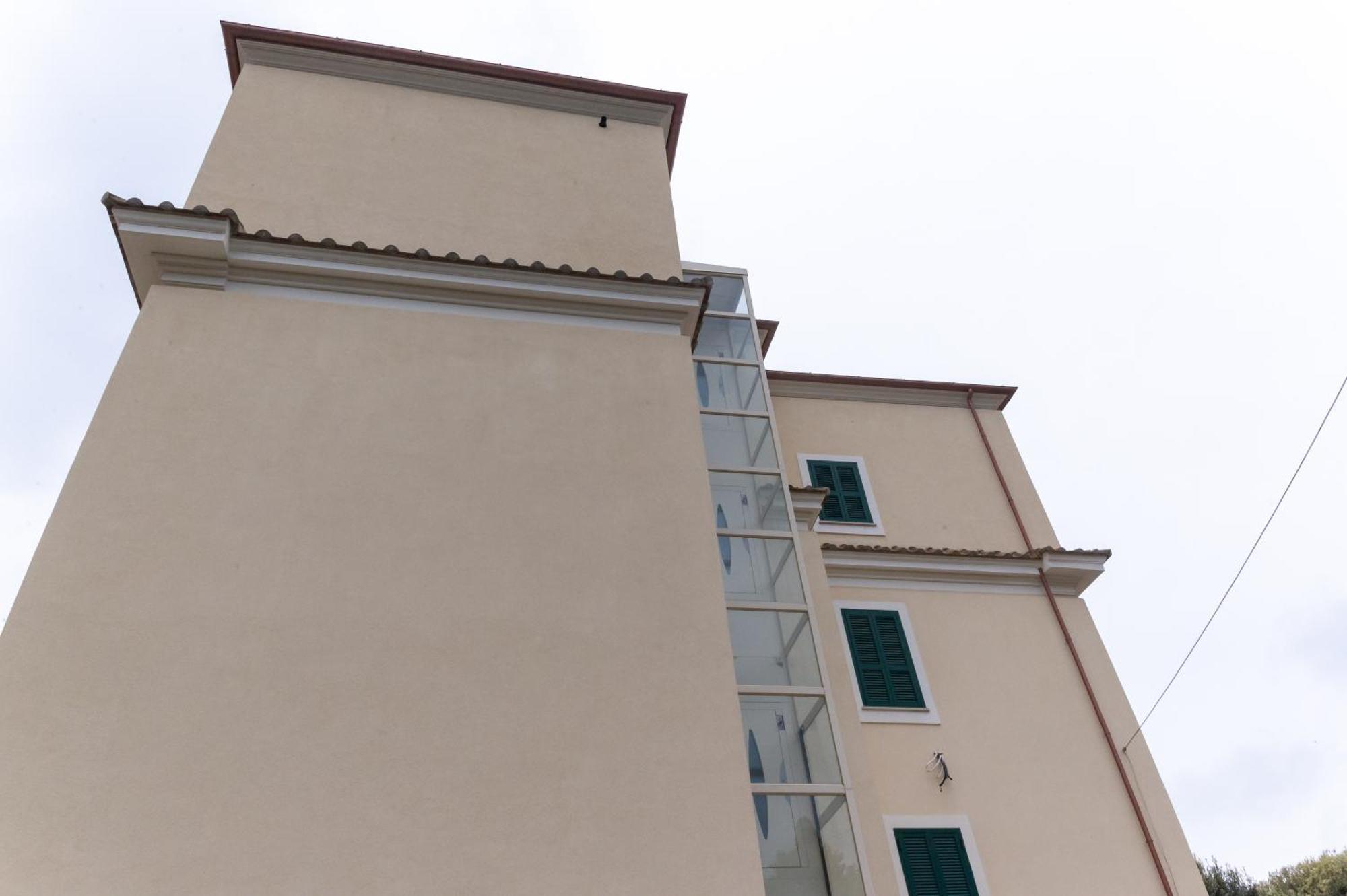 Apartamento Abitare Il Tempo-Elegante E Moderno-Ad 1 Bus Da Roma Velletri Exterior foto